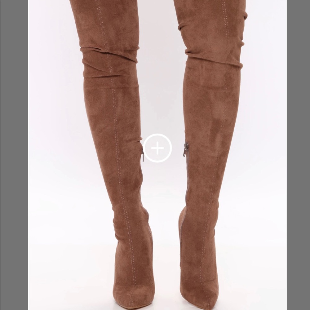 Veera Places to be over the knee